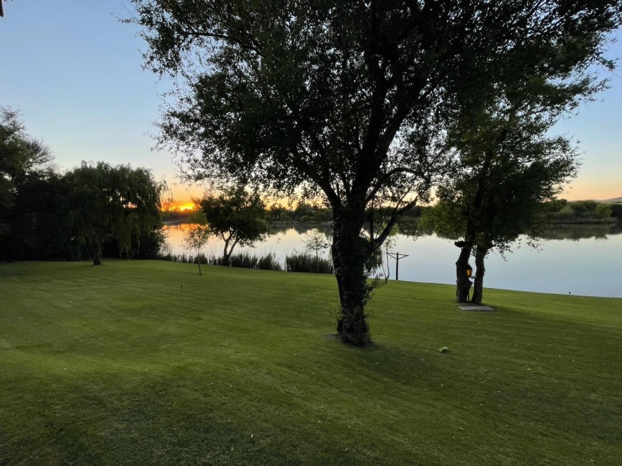 4 Bedroom Property for Sale in Viljoenskroon Rural Free State